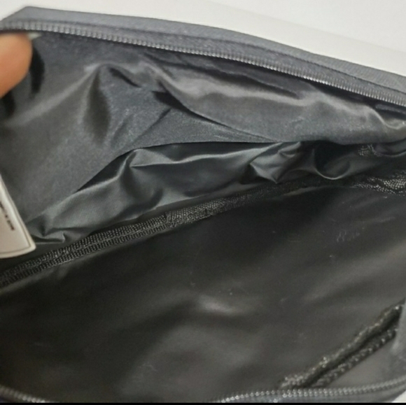 Adidas Makeup Cosmetic Pouch with hanger - Picture 3 of 4